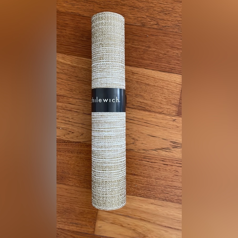 BNWT - Chilewich Gold Ombré Runner